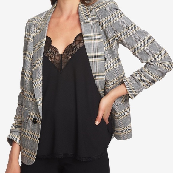 1. State Houndstooth Plaid Ruched Sleeve Double Breasted Blazer - Picture 3 of 9